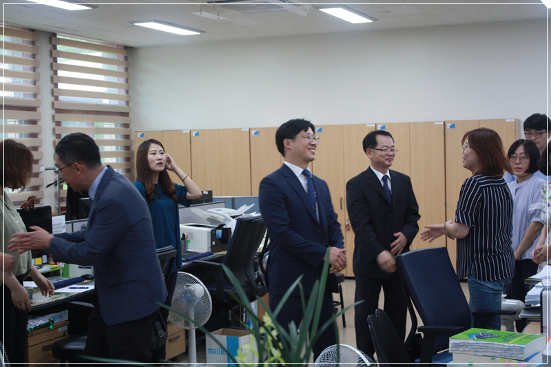 북대구세무서 분위기가 좋아 표정들이 밝습니다