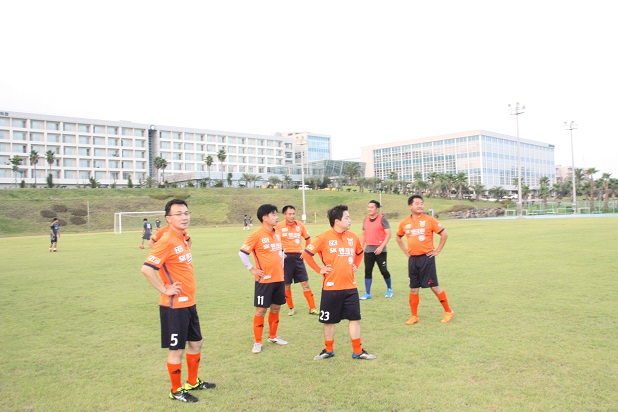 친선축구 경기