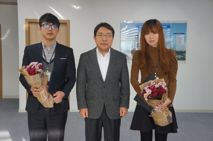근속승진자 기념사진